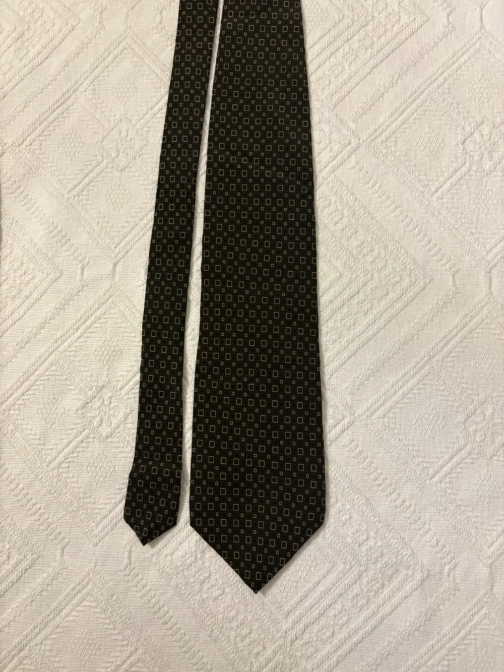 Vintage Structure Men's Silk Necktie - Olive Green Geometric Square Pattern